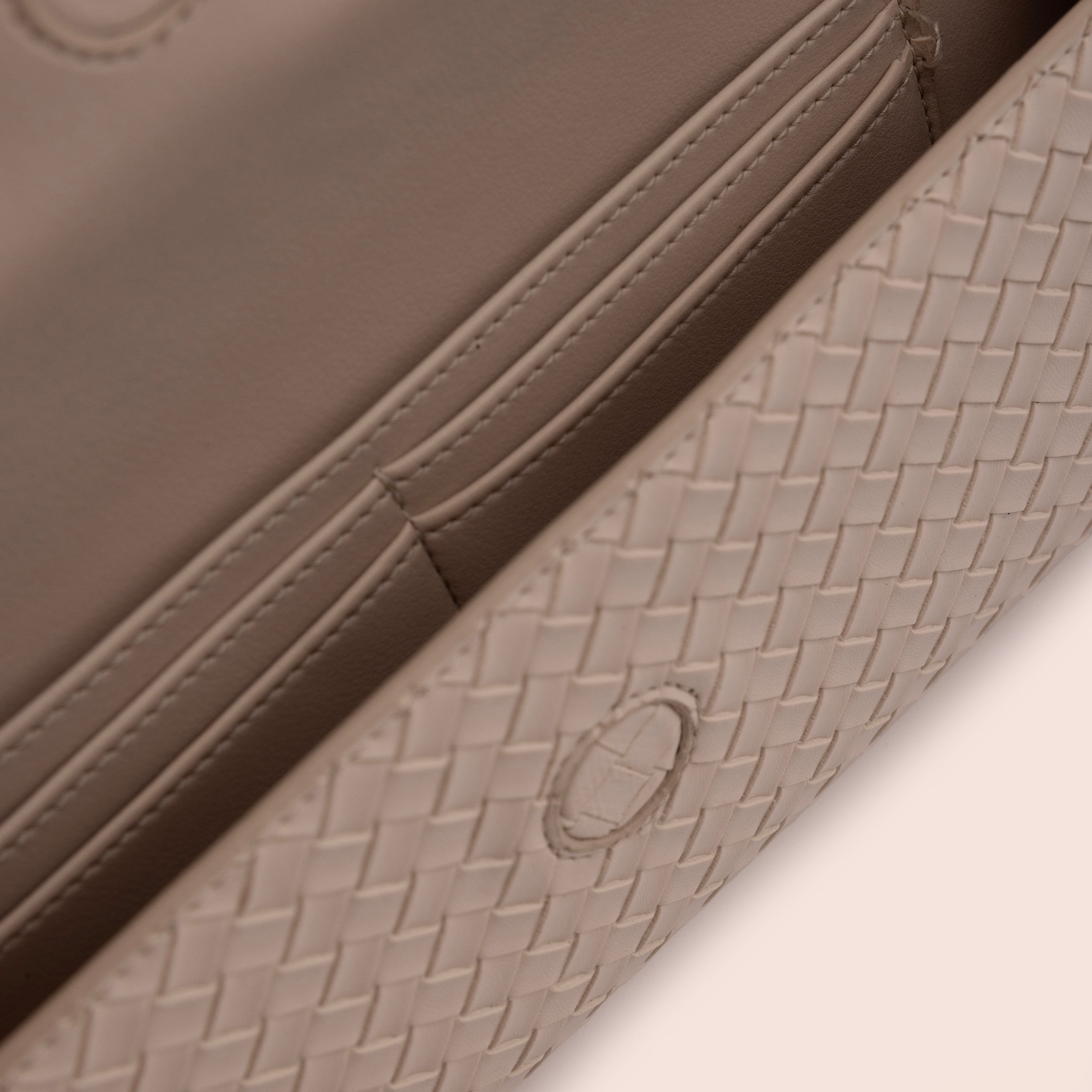 AURELIA CLUTCH - PEARL