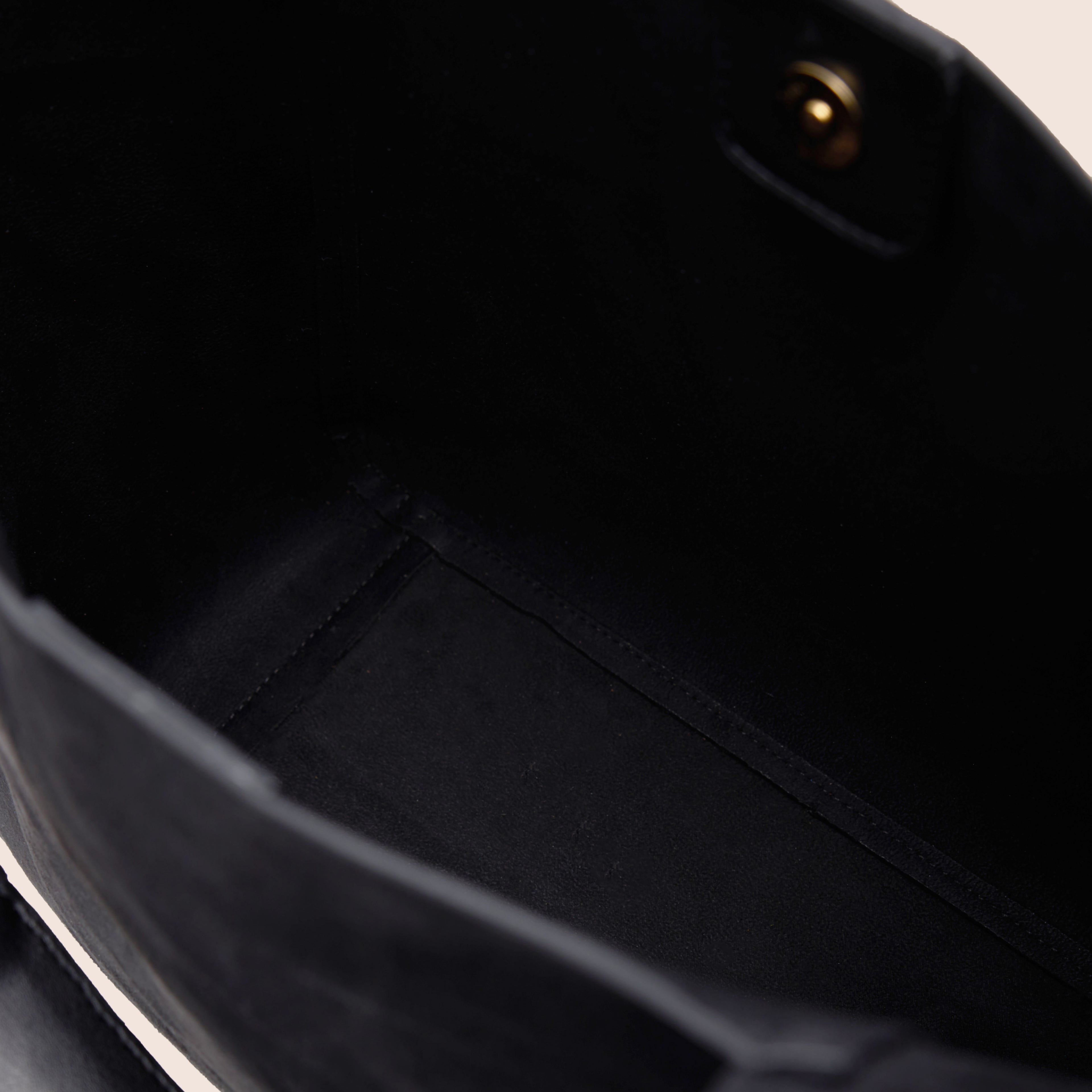 CAVELLA SUEDE - MIDNIGHT