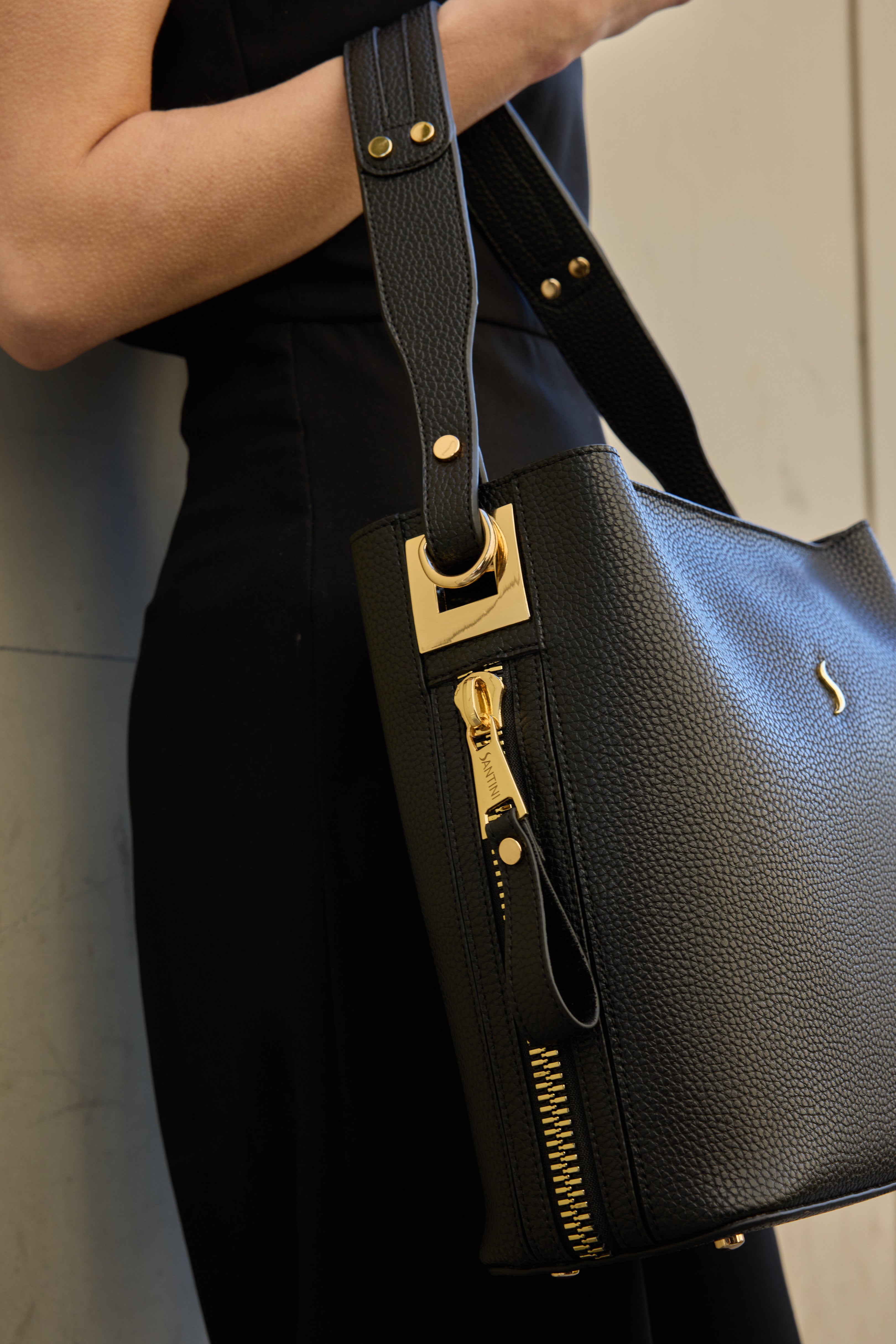 NOVA – Handbag and Shoulder Bag