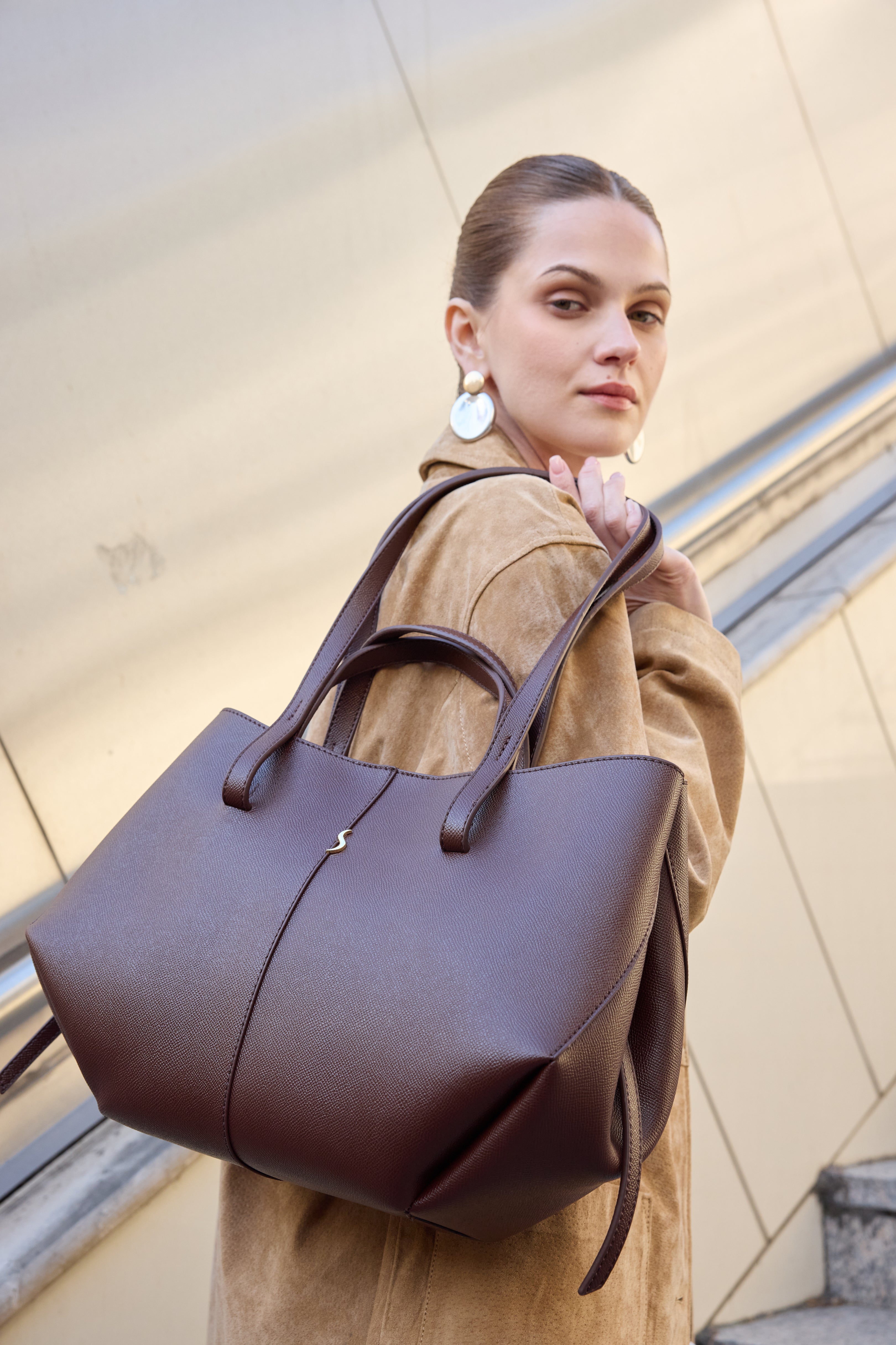 ELENOR LARGE - MOCHA BROWN