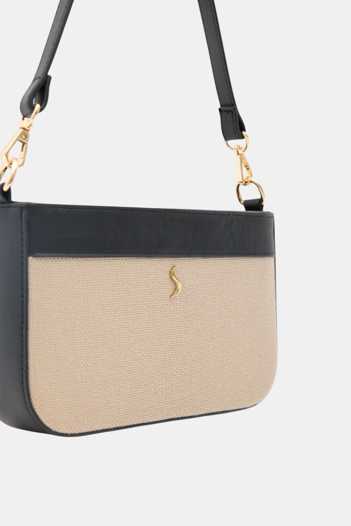 ROYA CANVAS - NOIR BLACK