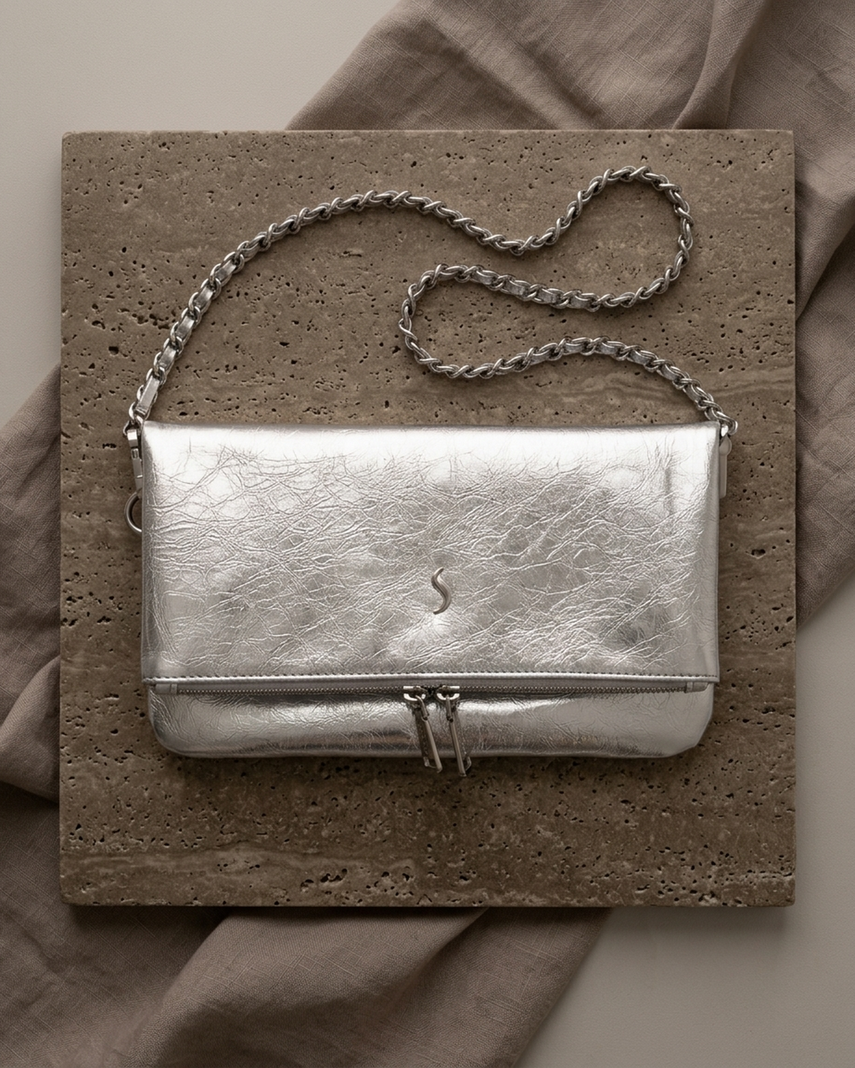 LIOR FOLD - METALLIC SILVER