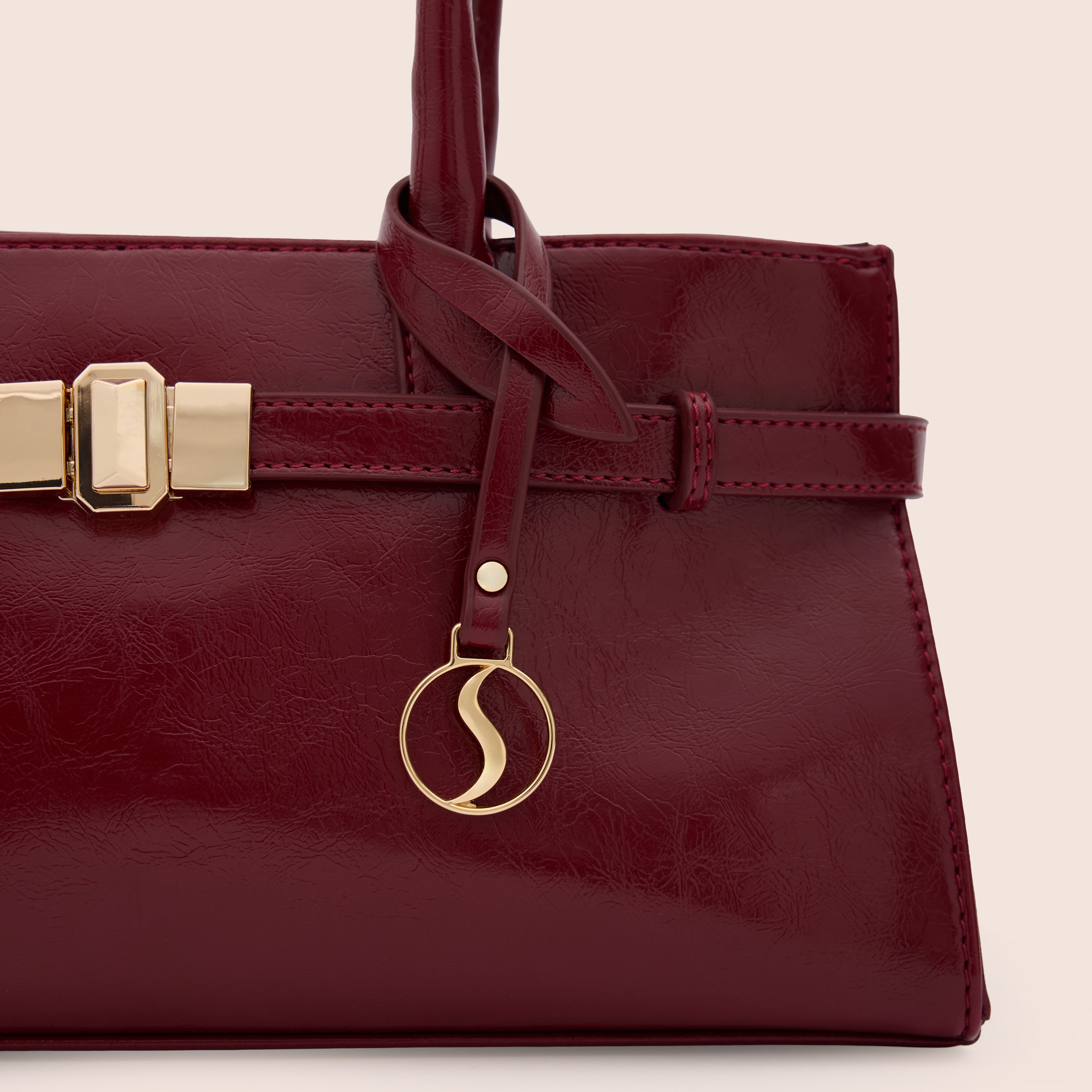 Santini LYRA bordo çanta askı ve charm detayı - altın metal aksesuar